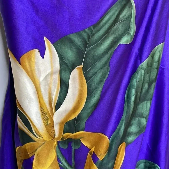 Ellen Tracy Purple Floral Scarf - Picture 5 of 6